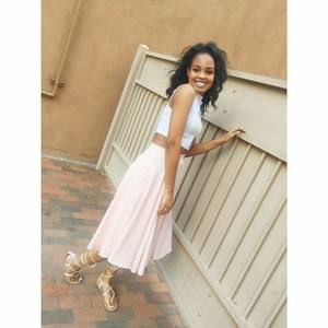 Meet your Posher, Olivia